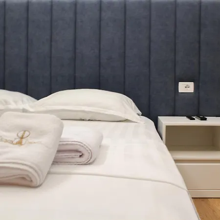 Апартаменты Royal Palace *