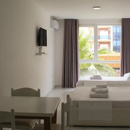 Royal Palace Апартаменты